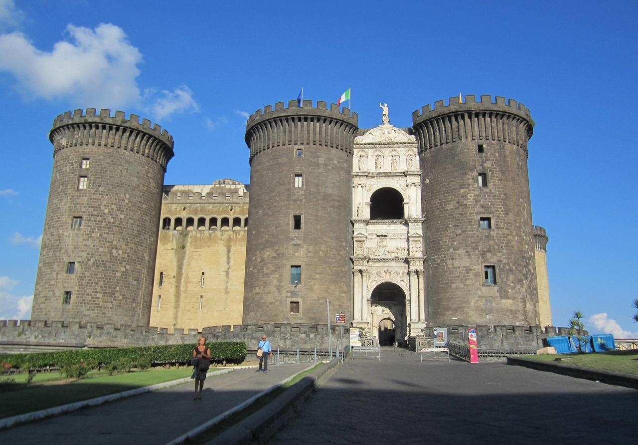 Di 22 M² Con 1 Napoli